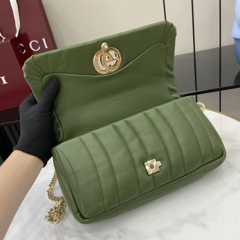 Gvc*1 top handle bags 4094b-0060