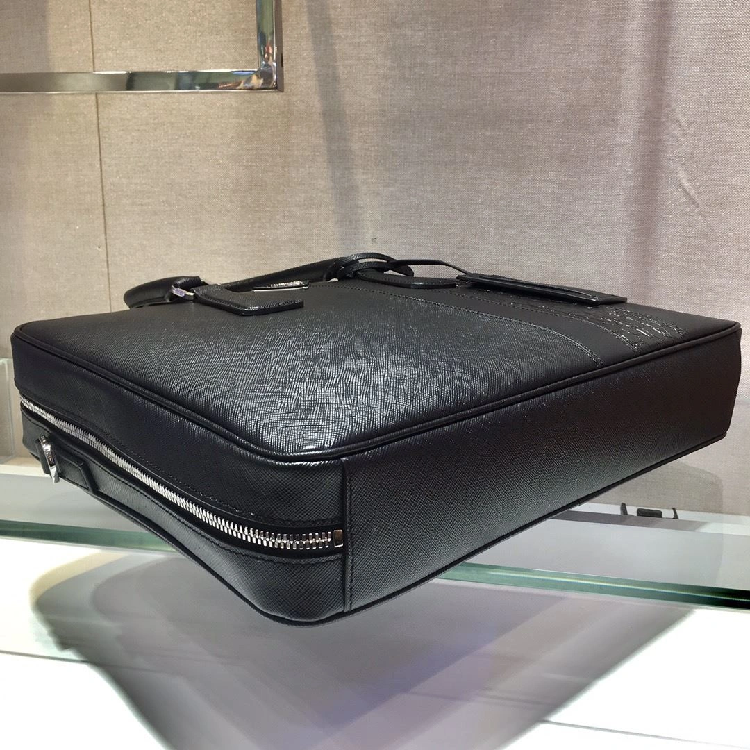 Pra*a briefcase 4099a-0556