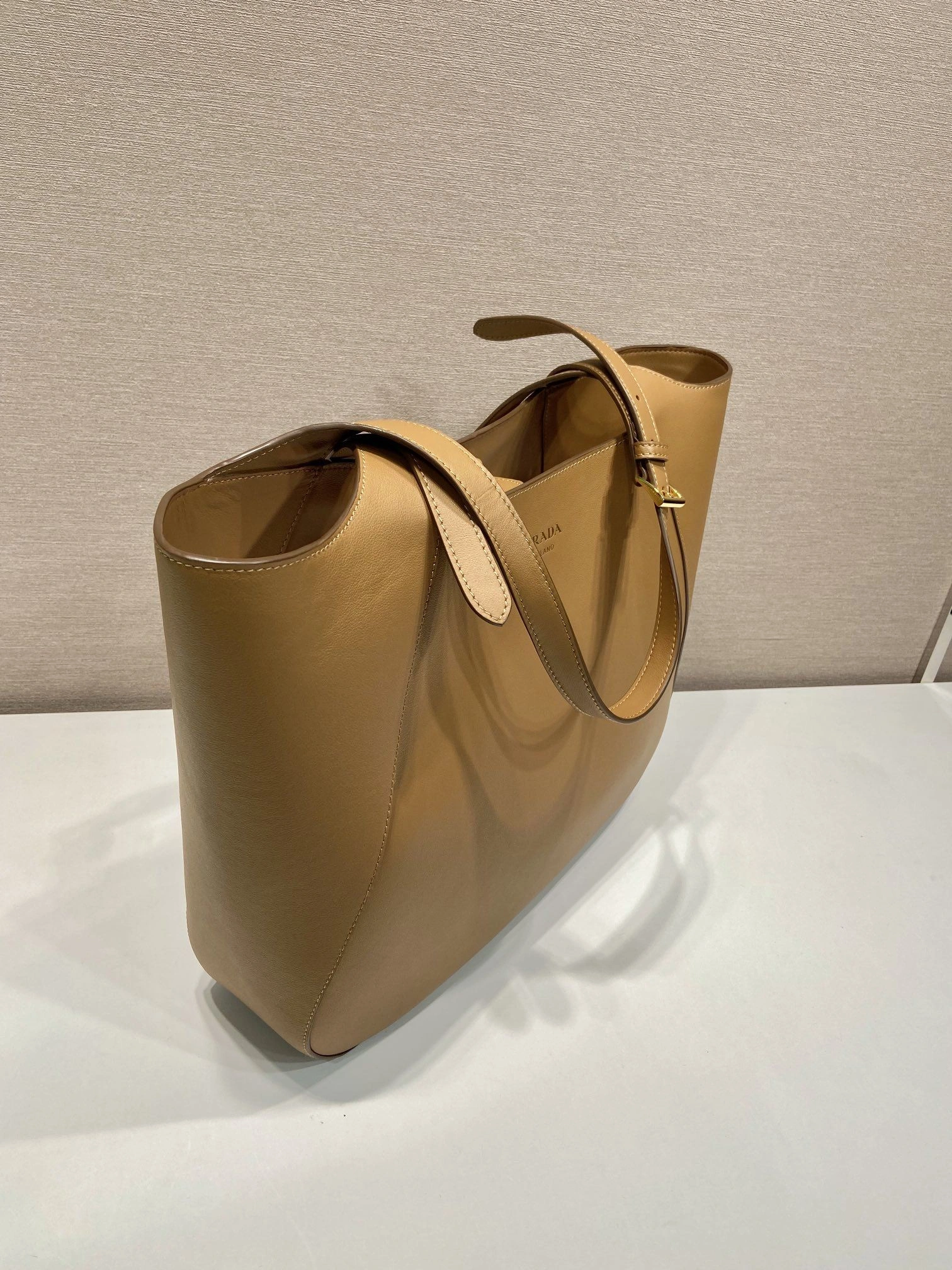 Pra*a shopping bags 4099a-0734