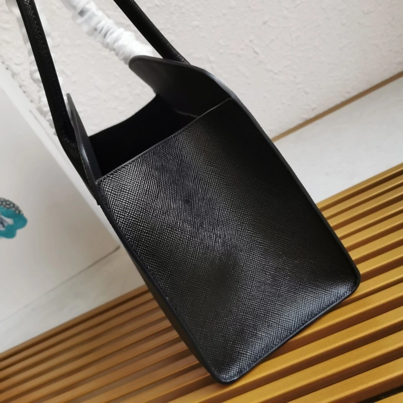 Pra*a shopping bags 4137d-0151
