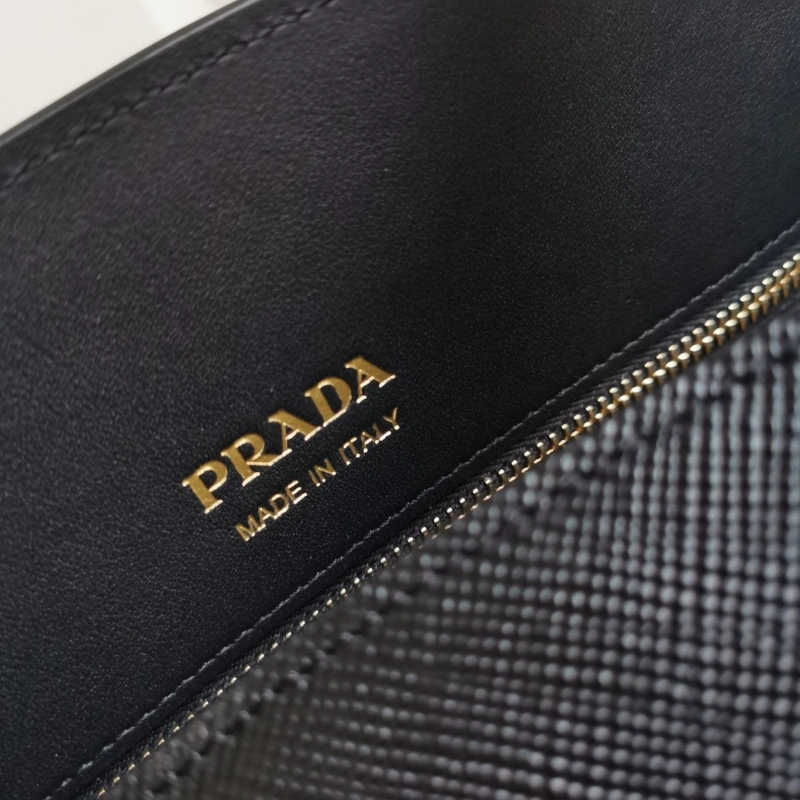 Pra*a shopping bags 4137d-0151