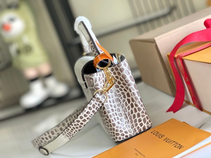 LV Capucines Bags 4171D-0089