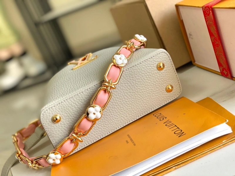 LV Capucines Bags 4171D-0096