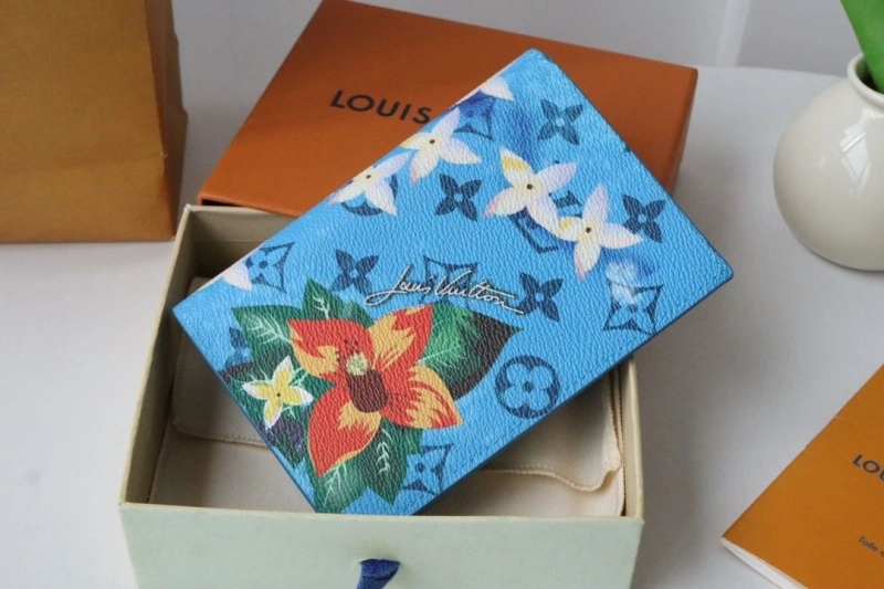 LV Wallets 4178A-0015