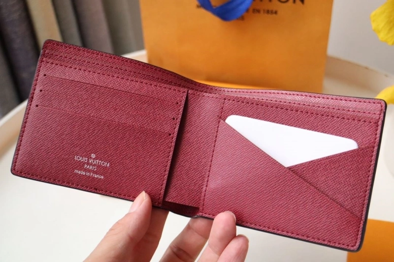 LV Wallets 4178A-0027