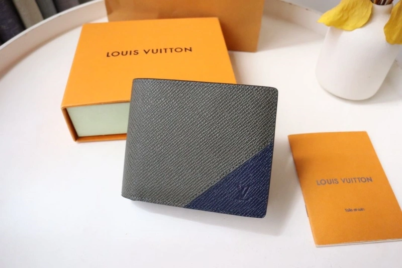 LV Wallets 4178A-0029