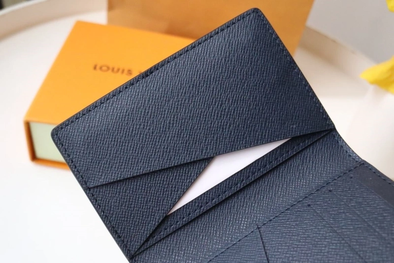LV Wallets 4178A-0030