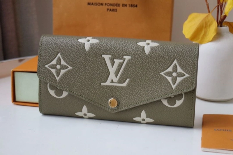 LV Wallets 4178A-0046