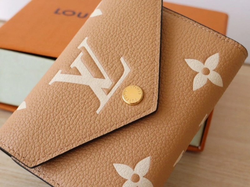 LV Wallets 4178A-0058