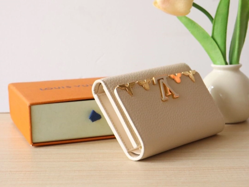 LV Wallets 4178A-0078