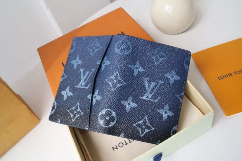 LV Wallets 4178A-0097