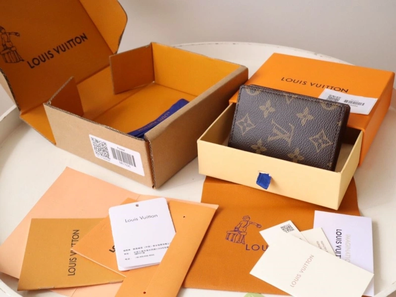 LV Wallets 4178A-0123