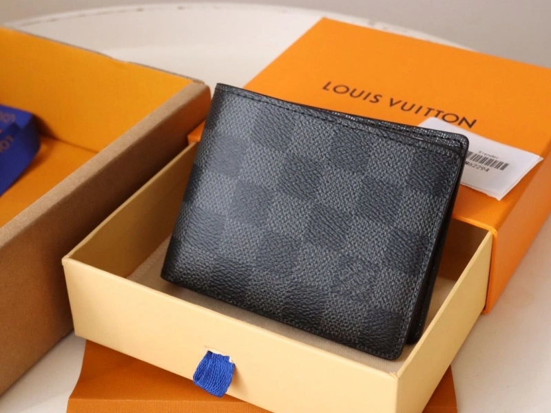 LV Wallets 4178A-0127