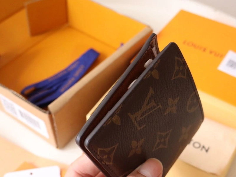 LV Wallets 4178A-0130