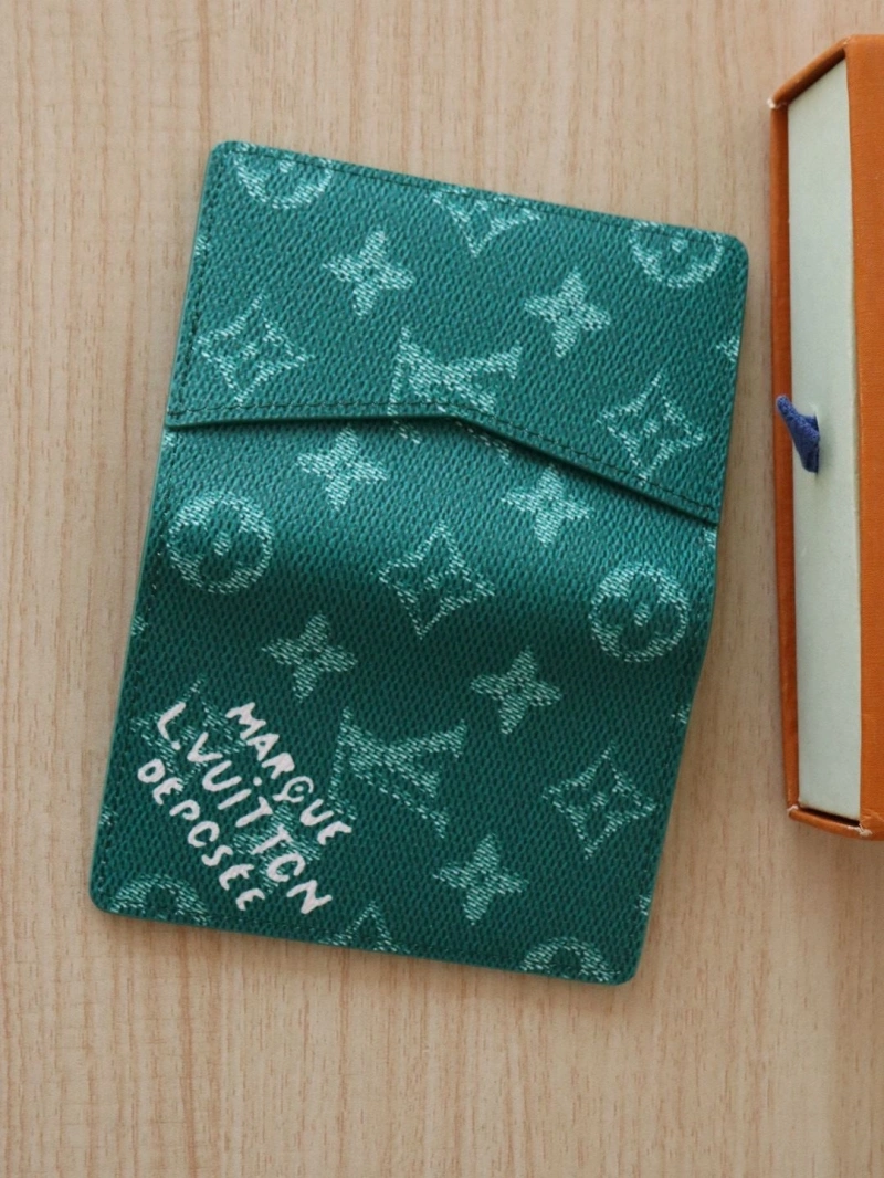 LV Wallets 4178A-0138