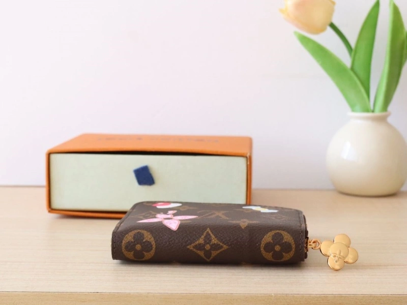 LV Wallets 4178A-0146