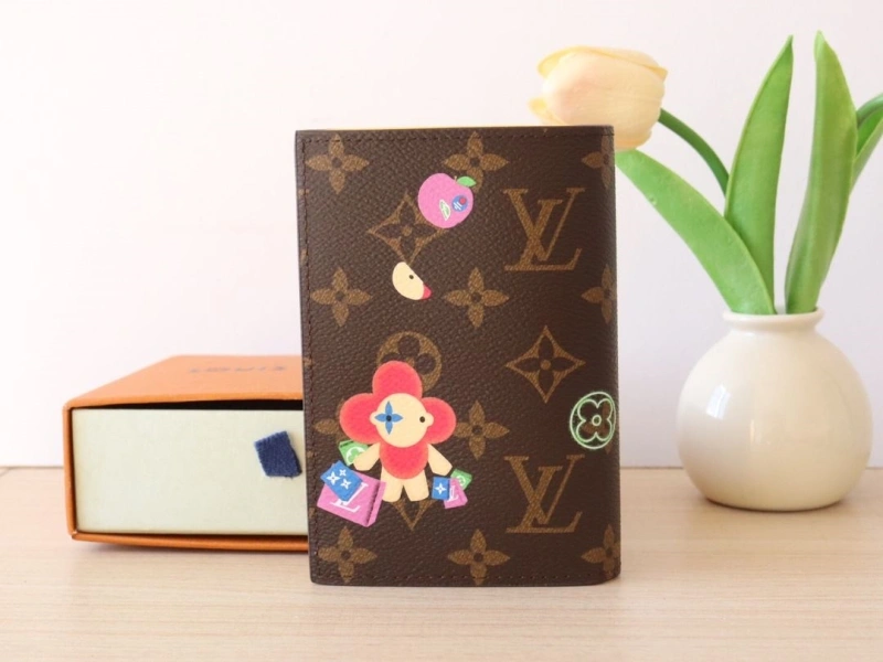 LV Wallets 4178A-0148