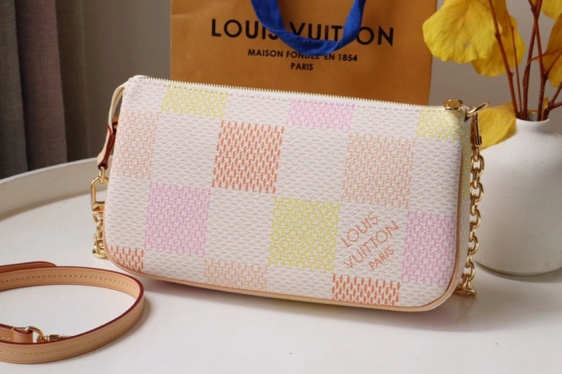 LV Wallets 4178A-0154