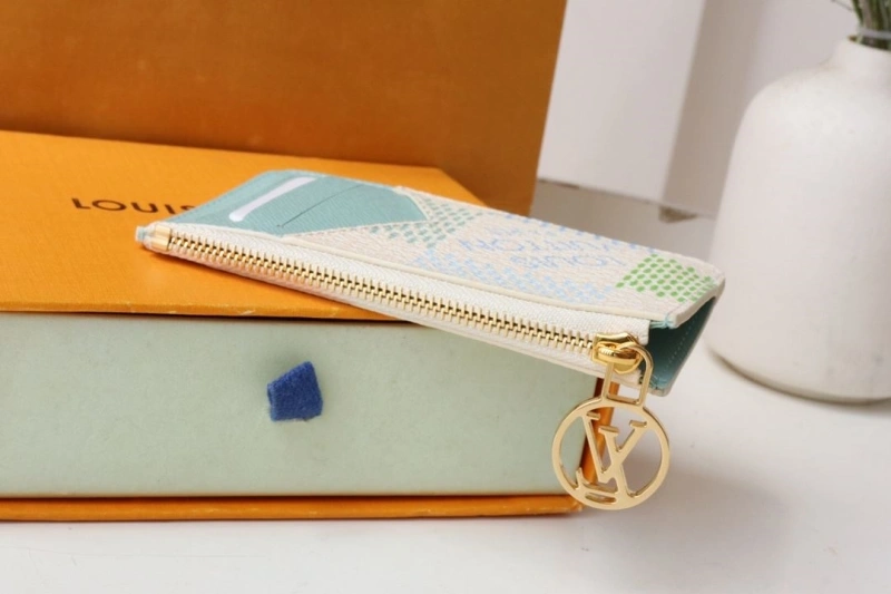 LV Wallets 4178A-0160