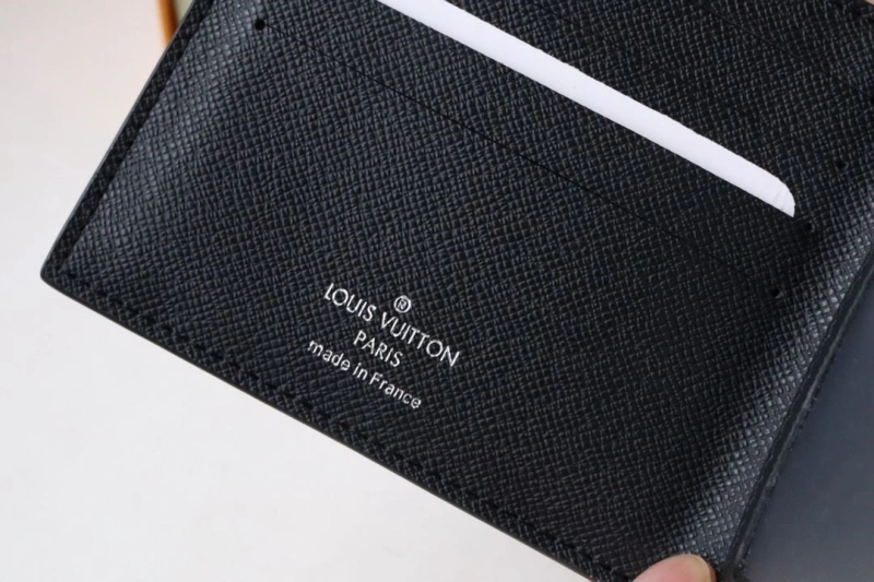 LV Wallets 4178A-0165