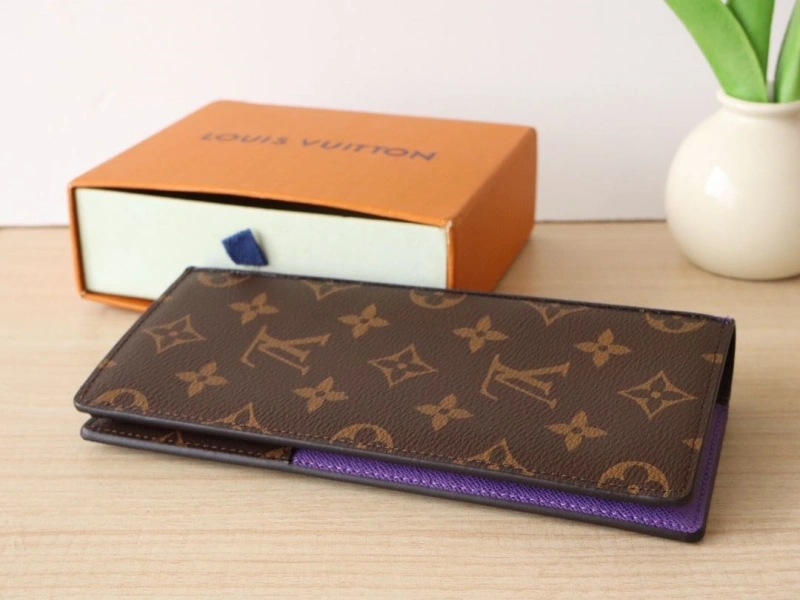 LV Wallets 4178A-0191