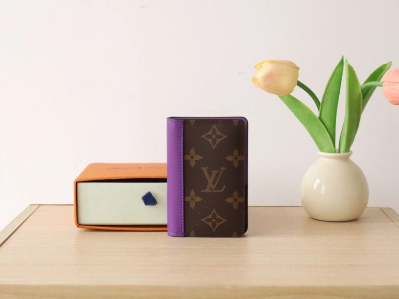 LV Wallets 4178A-0203