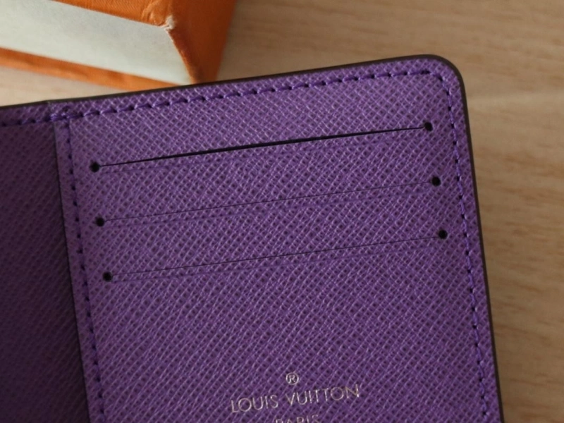 LV Wallets 4178A-0203