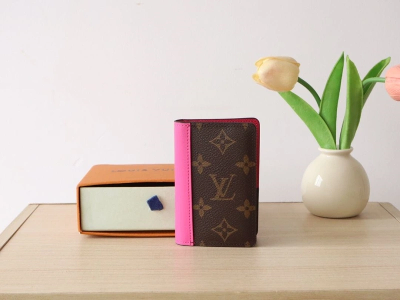 LV Wallets 4178A-0205