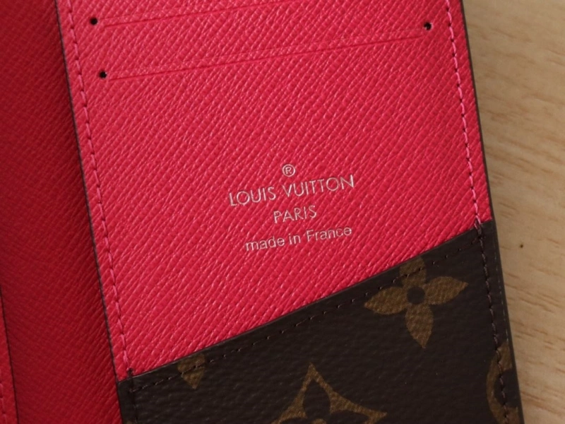 LV Wallets 4178A-0205