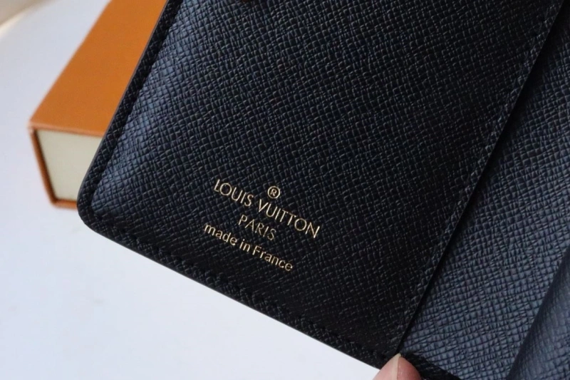 LV Wallets 4178A-0264