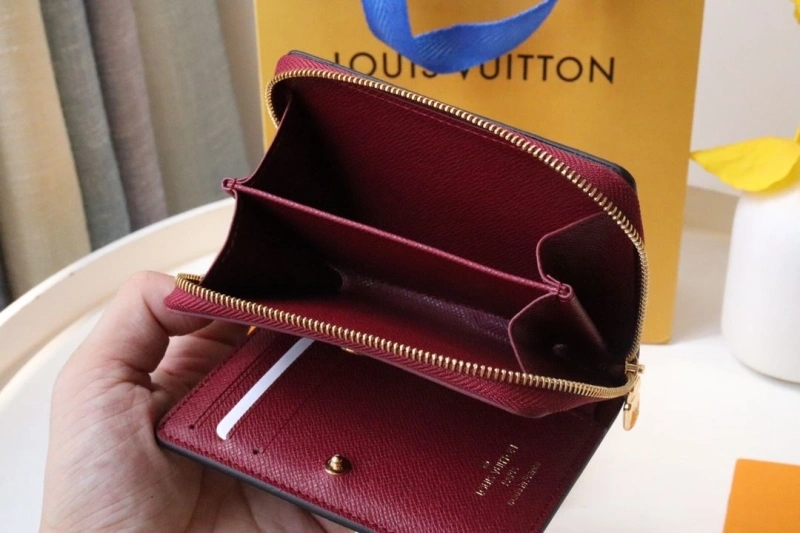 LV Wallets 4178A-0265