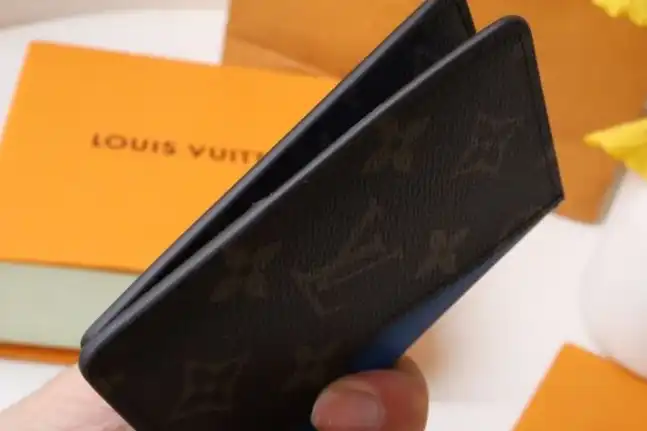 LV Wallets 4178D-0013