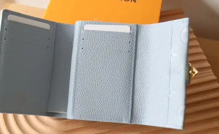 LV Wallets 4178D-0172