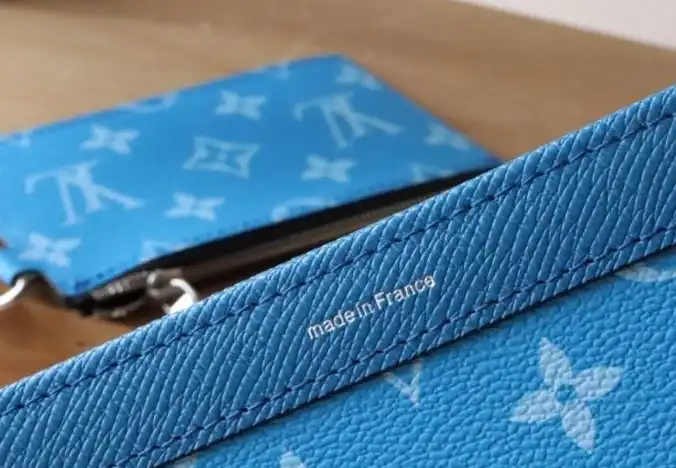 LV Clutch Bags 4178D-0182