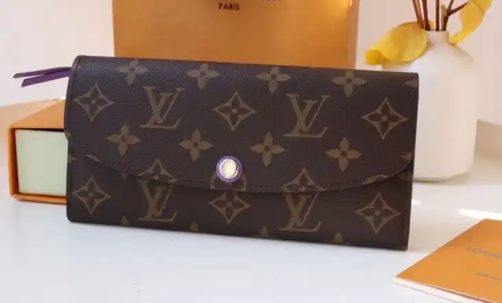 LV Wallets 4178G-0082