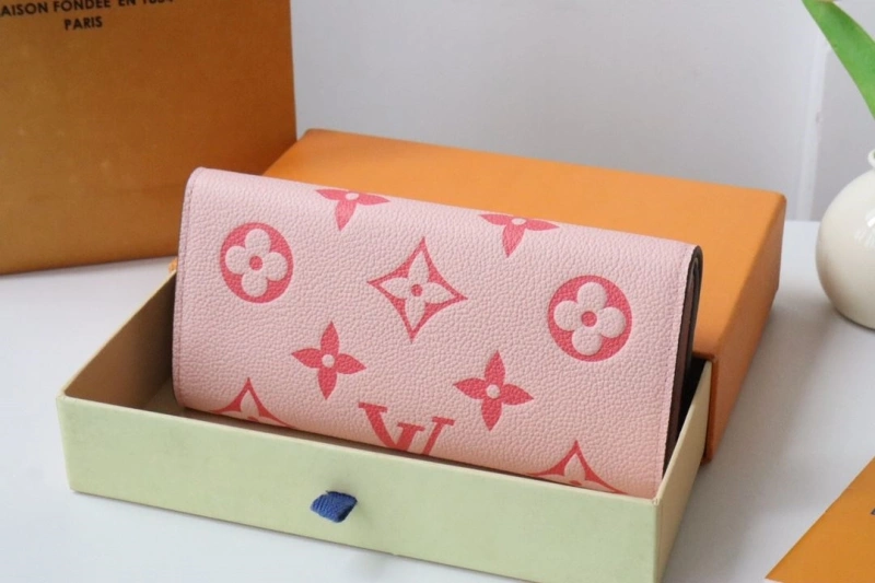 LV Wallets 4178H-0012