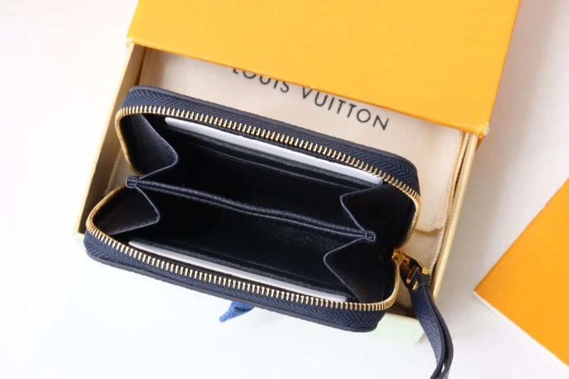 LV Wallets 4178H-0016