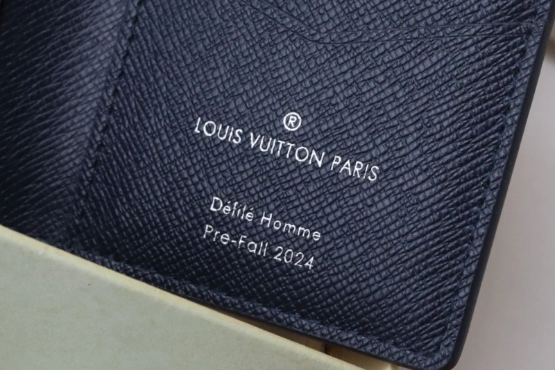 LV Wallets 4178H-0031
