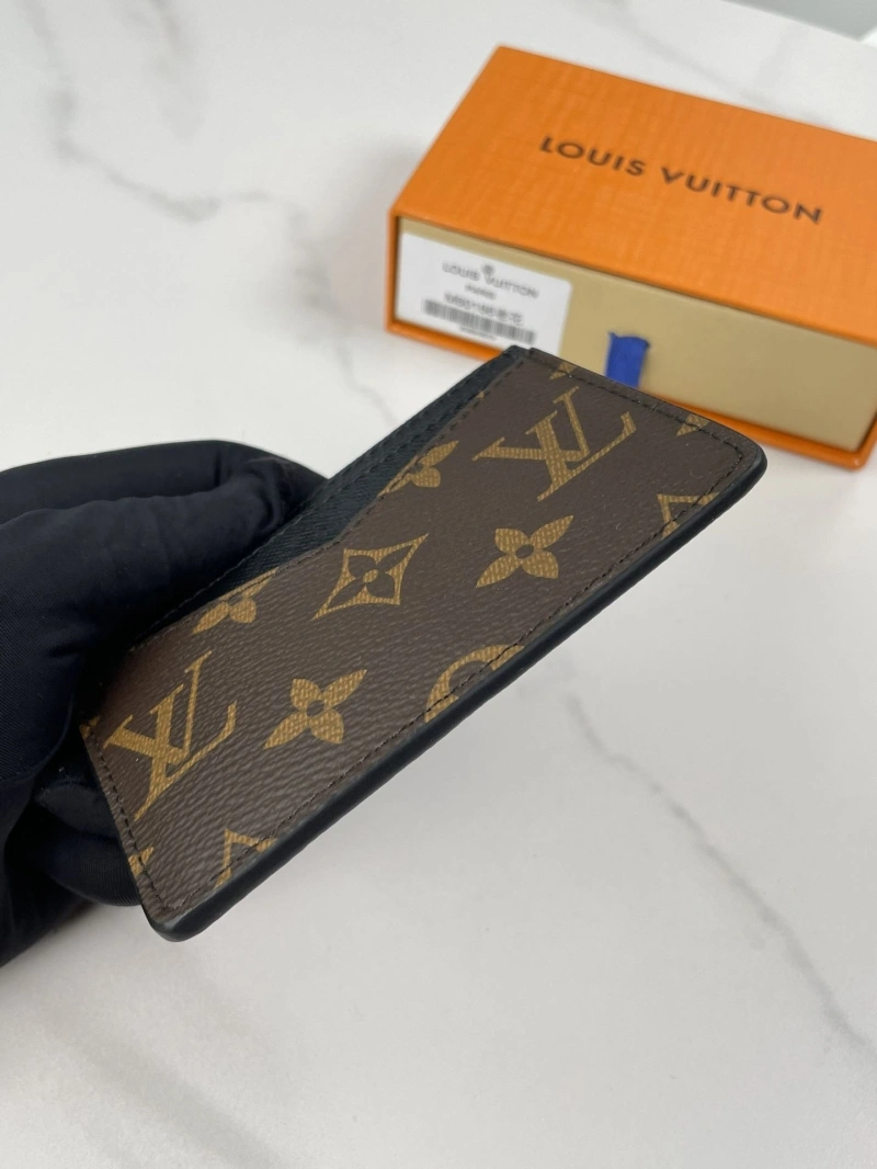 LV Wallets 4178H-0057