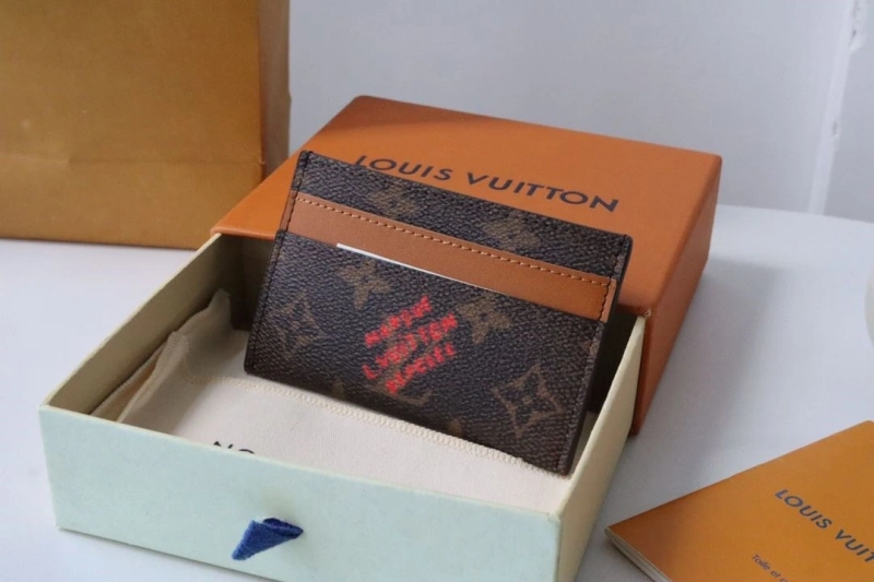 LV Wallets 4178H-0087