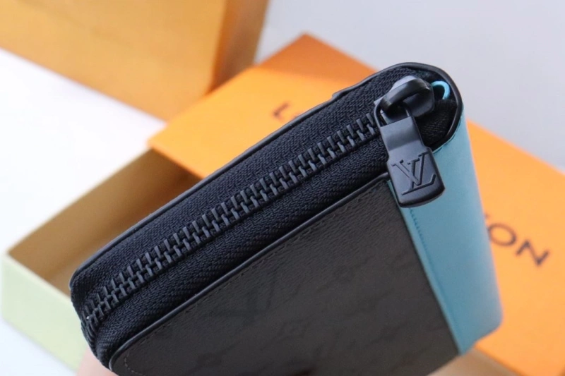 LV Wallets 4178H-0090