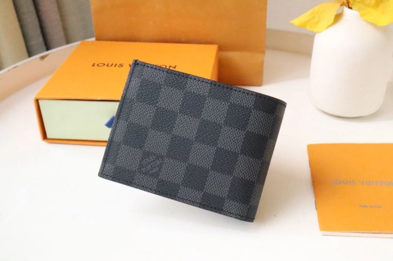 LV Wallets 4178H-0104