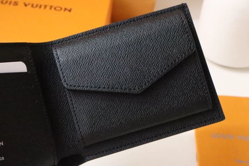 LV Wallets 4178H-0104