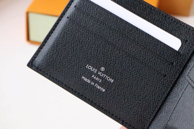 LV Wallets 4178H-0105