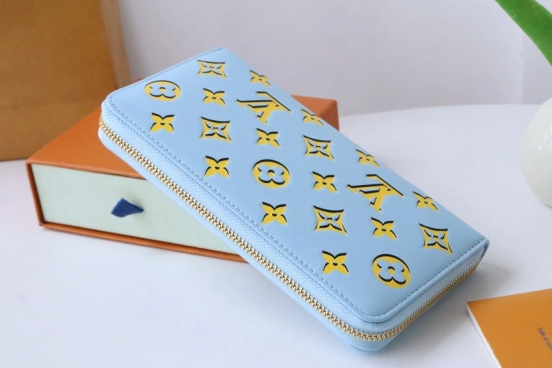 LV Wallets 4178H-0173