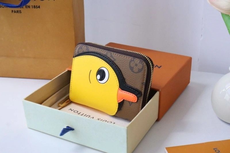 LV Wallets 4178H-0175