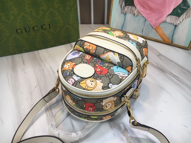 Gvc*1 backpacks 4189a-0156