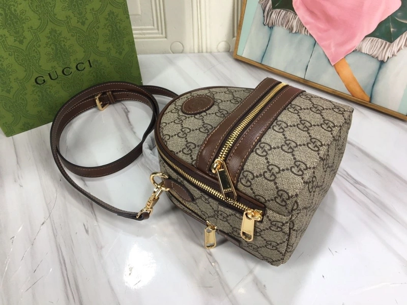 Gvc*1 backpacks 4189a-0243