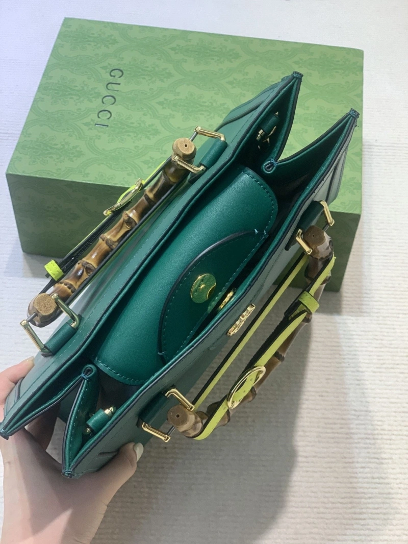 Gvc*1 top handle bags 4189a-0324
