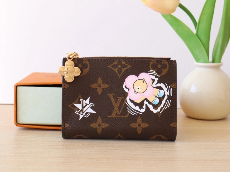 LV Wallets 4192A-0008